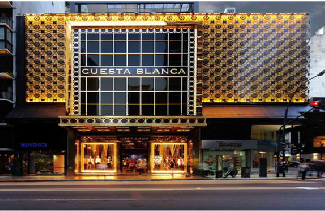 乐至门头设计与商业空间的纽带。