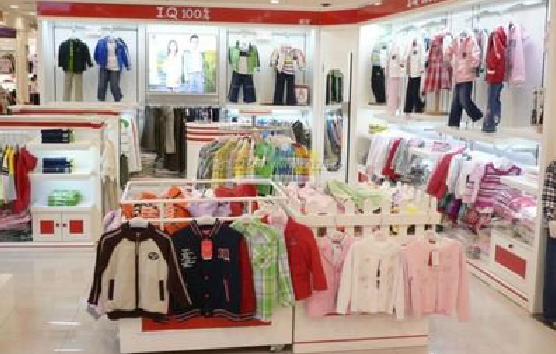 乐至店面装修风格确定。